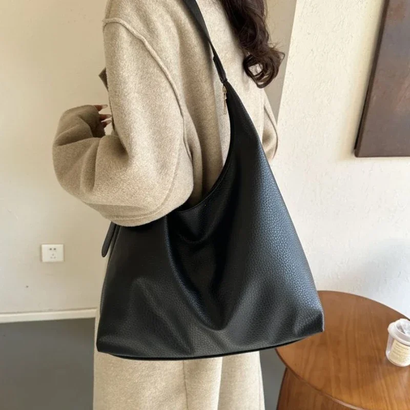 여성을위한 패션 가죽 토트 백 2025 트렌드 여성 간 - Women Bags In Trend 리뷰 및 가격