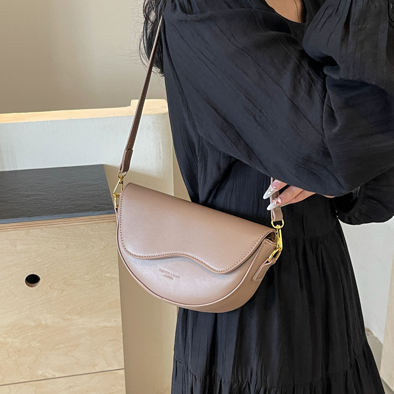 고품질 인기 도매 유행 니치 싱글 숄더 크로스바디 가죽 - Women Bags Wholesale 리뷰 및 가격